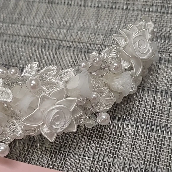 NWT Bridal Headpiece - Picture 4 of 10